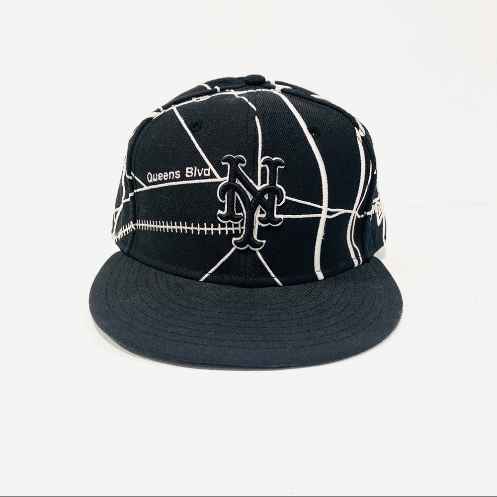 New Era 59Fifty MLB New York Mets Black Queens City Lines Fitted Baseball Hat
